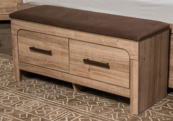 Kinlanni - Bedroom Upholstered Storage Bench - Tan / Brown