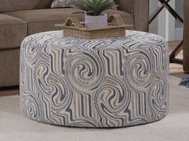 Delilah Ottoman